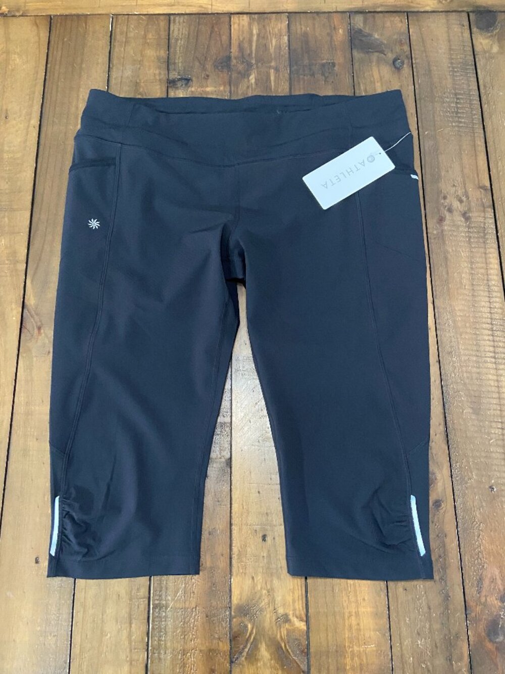 NWT Athleta Dobby Be Free Knicker Capri Leggings - Black - XL